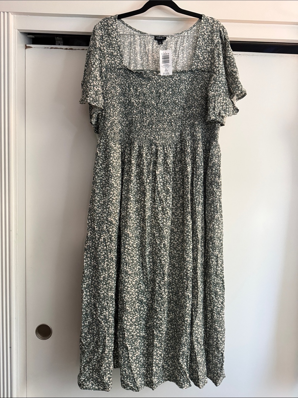 torrid Sage Green Ditsy Floral Smocked Midi Dress